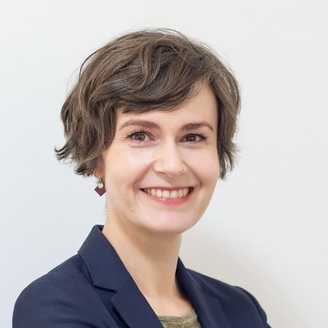 Caroline Kikisch - Heilpraktikerin für Psychotherapie, Systemische Therapeutin (DGSF), Hypnosystemische Kommunikation